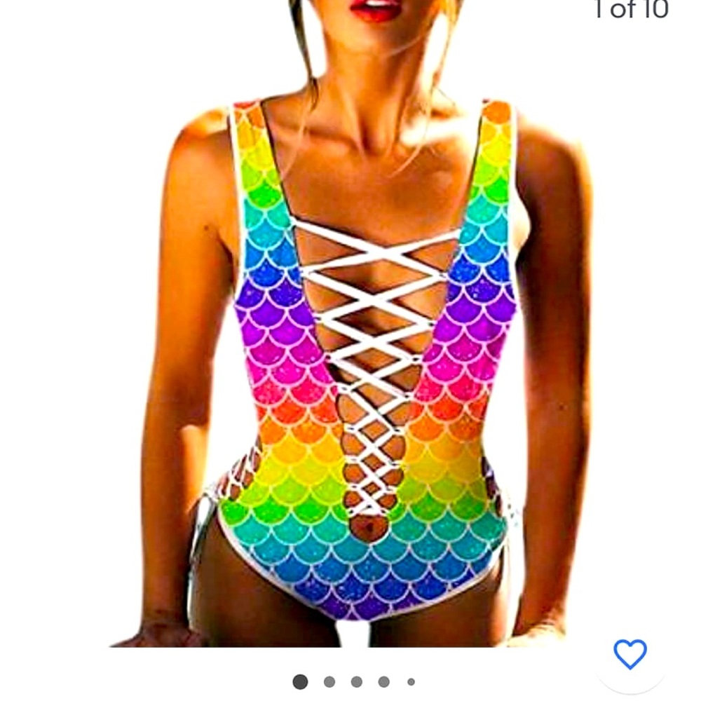 Reopens rainbow cutout one piece